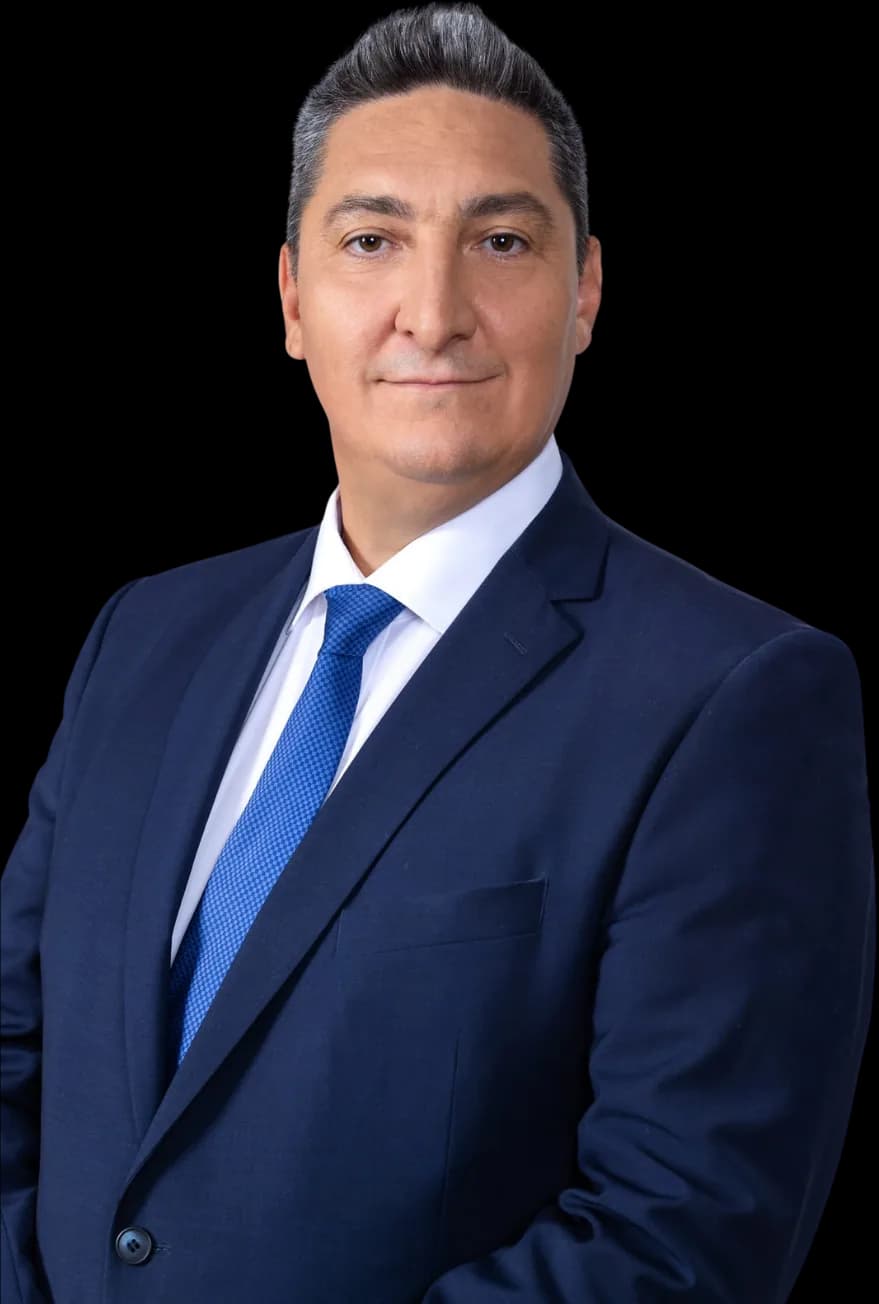 Sebastian Buși