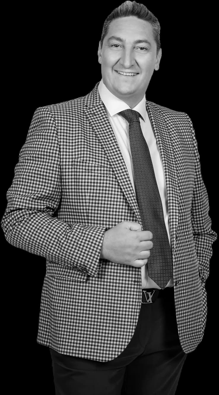 Sebastian Buși